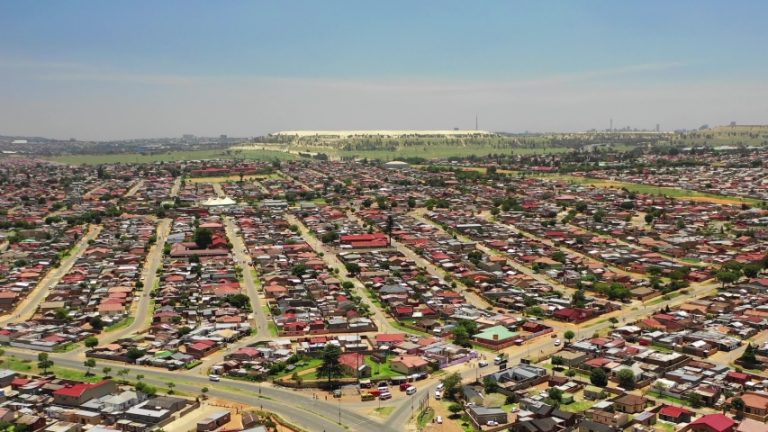 Dlamini community prevents Eskom from installing prepaid split meters